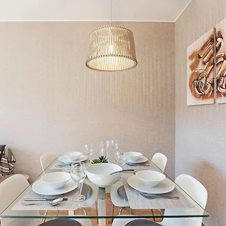 Cozy Flat In Foz By Lovelystay Apartment