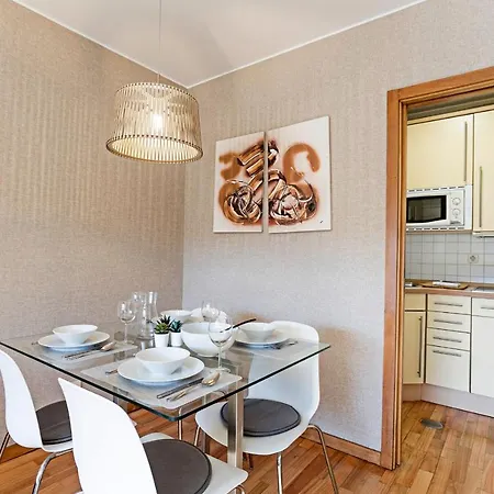 Cozy Flat In Foz By Lovelystay Apartment