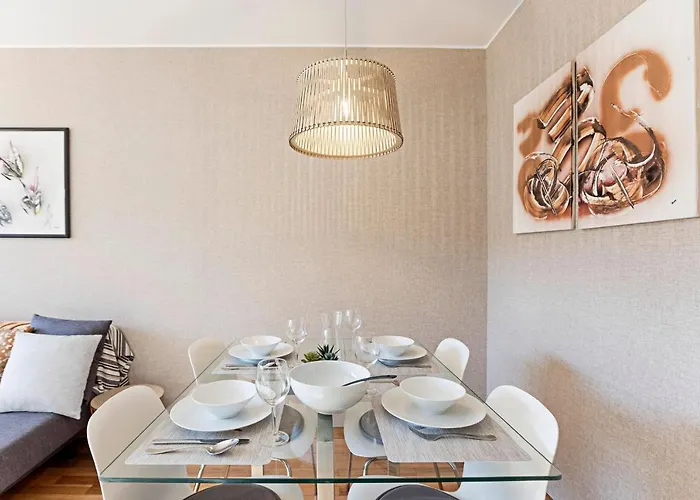 Cozy Flat In Foz By Lovelystay Apartment